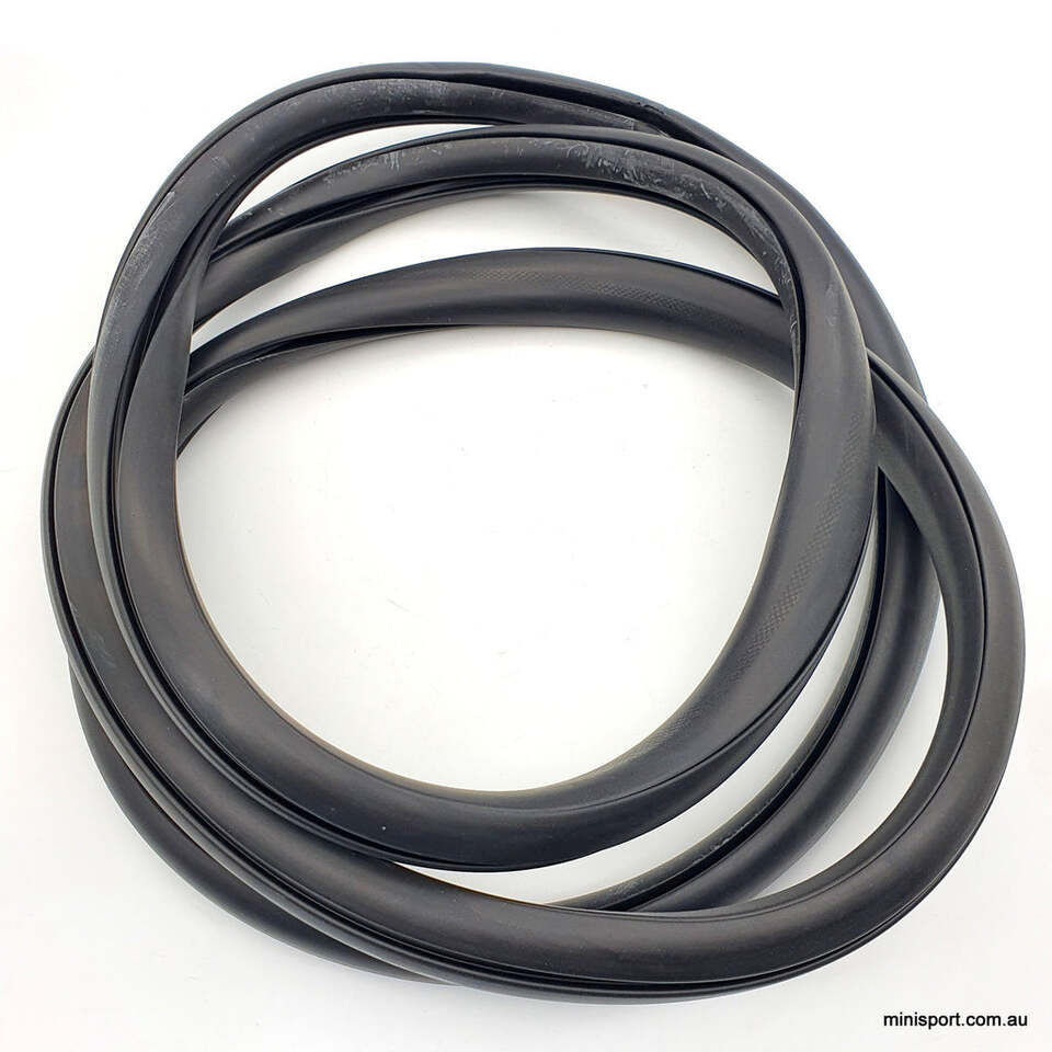 JRC2674 Rear windscreen seal MK2 onwards