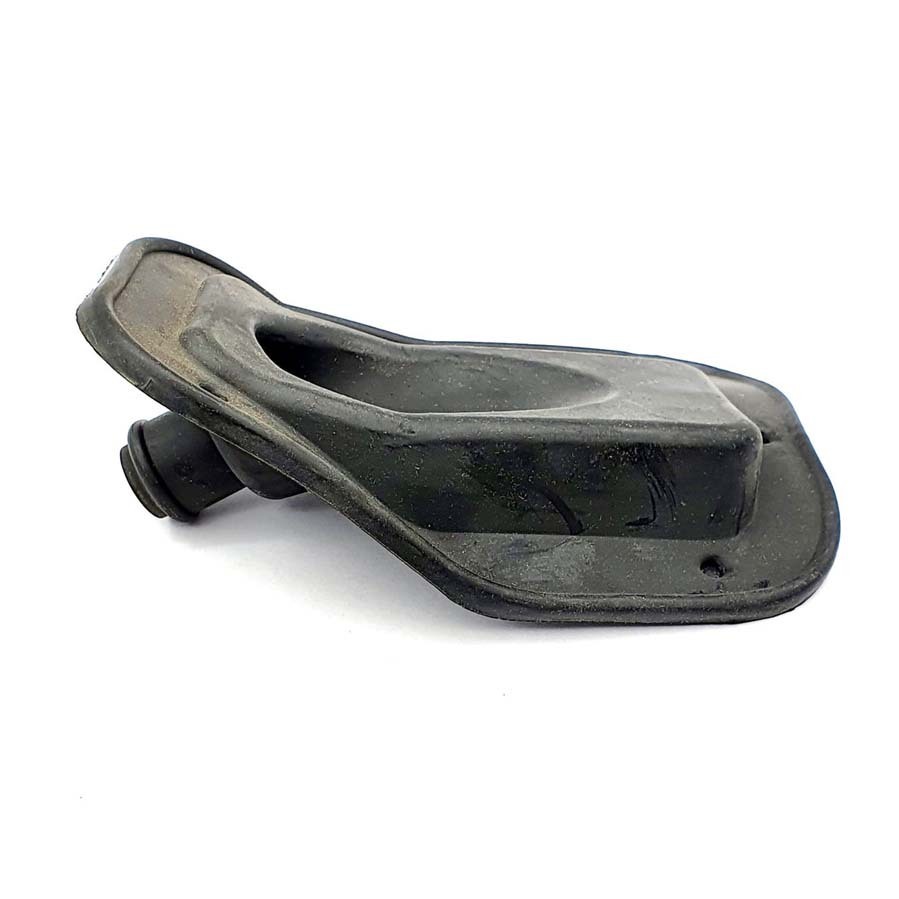 14A6860 850cc gear lever boot