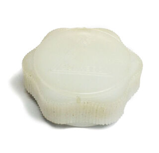 513123A Brake & clutch master cylinder plastic cap